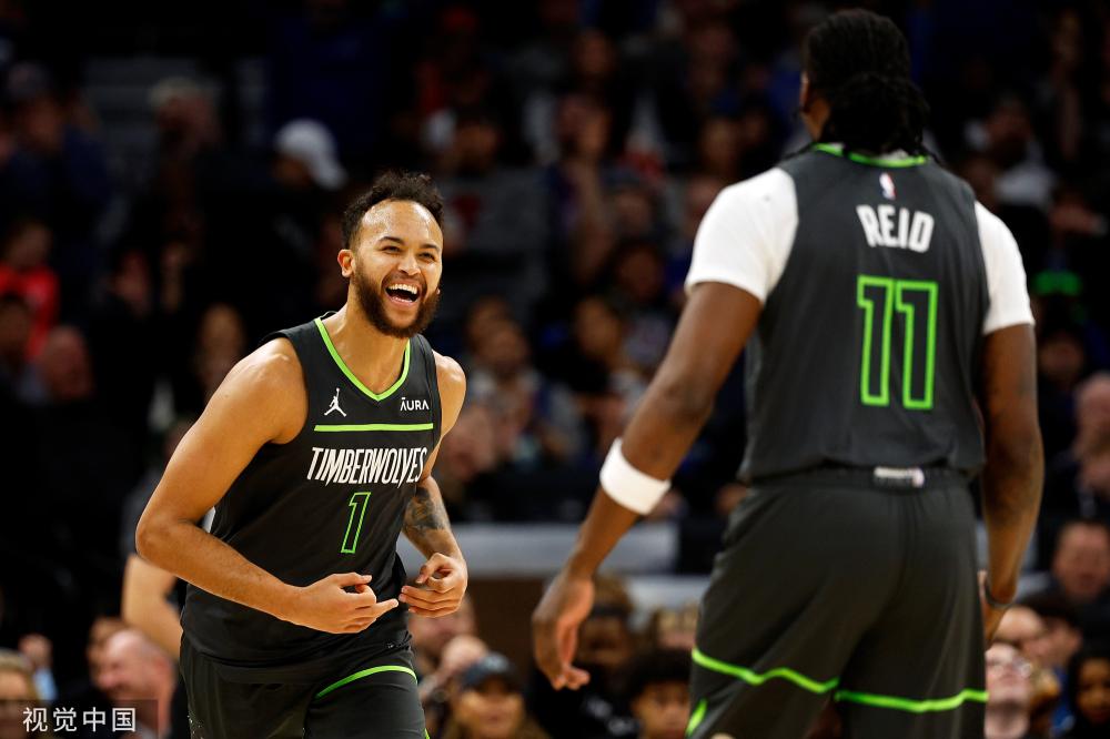 在赛季中段 在赛季中段