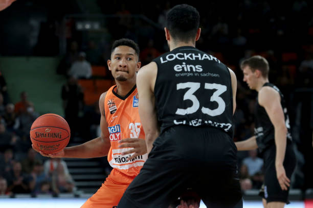 与马雷斯卡 与马雷斯卡