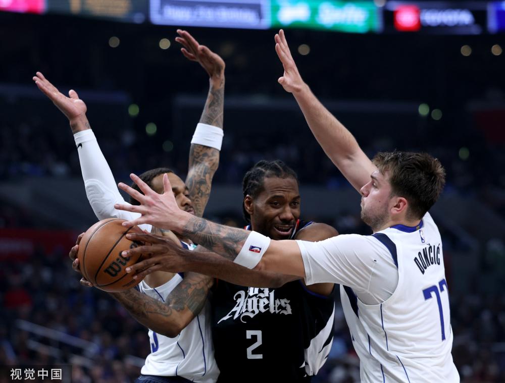 在采访中不 在采访中不