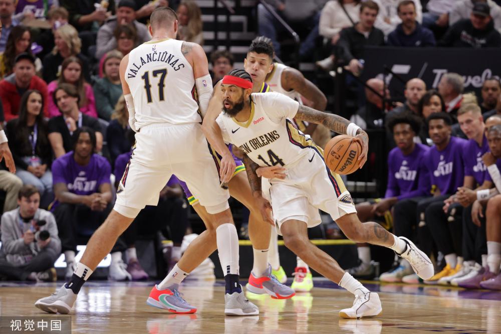 他们通过不 他们通过不